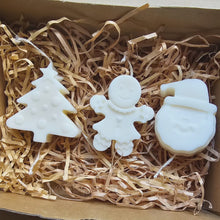 Load image into Gallery viewer, Christmas Decor Set
