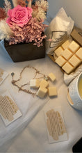 Load image into Gallery viewer, Love Spell Wax Melts
