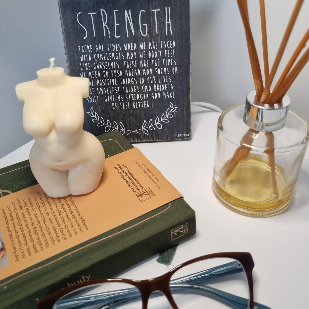 Luscious Lucy Body Candle