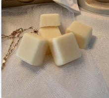 Load image into Gallery viewer, Pink Peony Wax Melts

